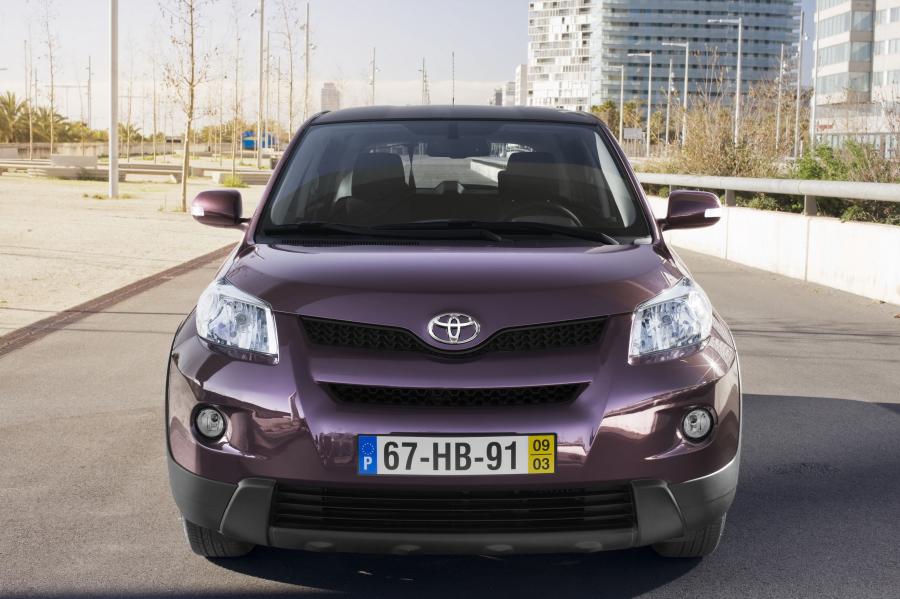  Toyota Urban Cruiser 2009 года  (фото 36 из 113)